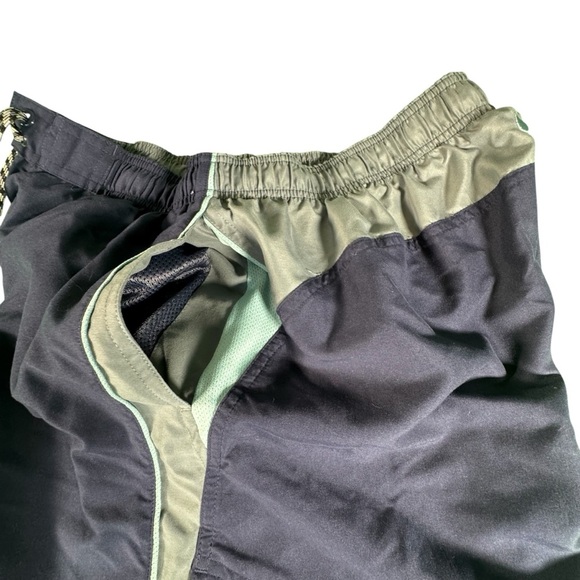 Nike Men's L Swim Trunks Navy Blue Board Shorts Drawstring Lined Pockets - Picture 3 of 13